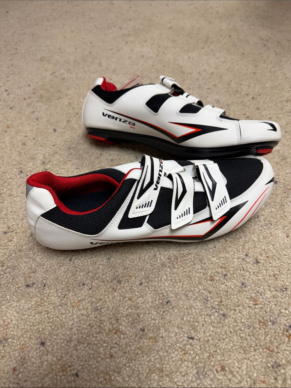 Venzo Men's White Black Red Cycling Shoes - Athletic Road Shoes